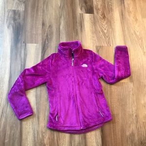 small fuscia The North Face fleece zip up